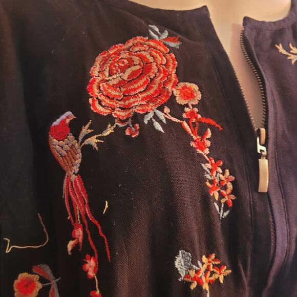 NEW YORK & CO Women’s Black Embroidered Zip Jacket XL Floral Boho Bomber Style - Picture 2 of 15
